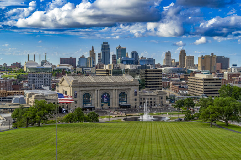 Photo of Union Station and Kansas City skyline, taken from the lawn of the National World War I museum and memorial. Photo by Andrew McDonald, Persistent Vision Photography